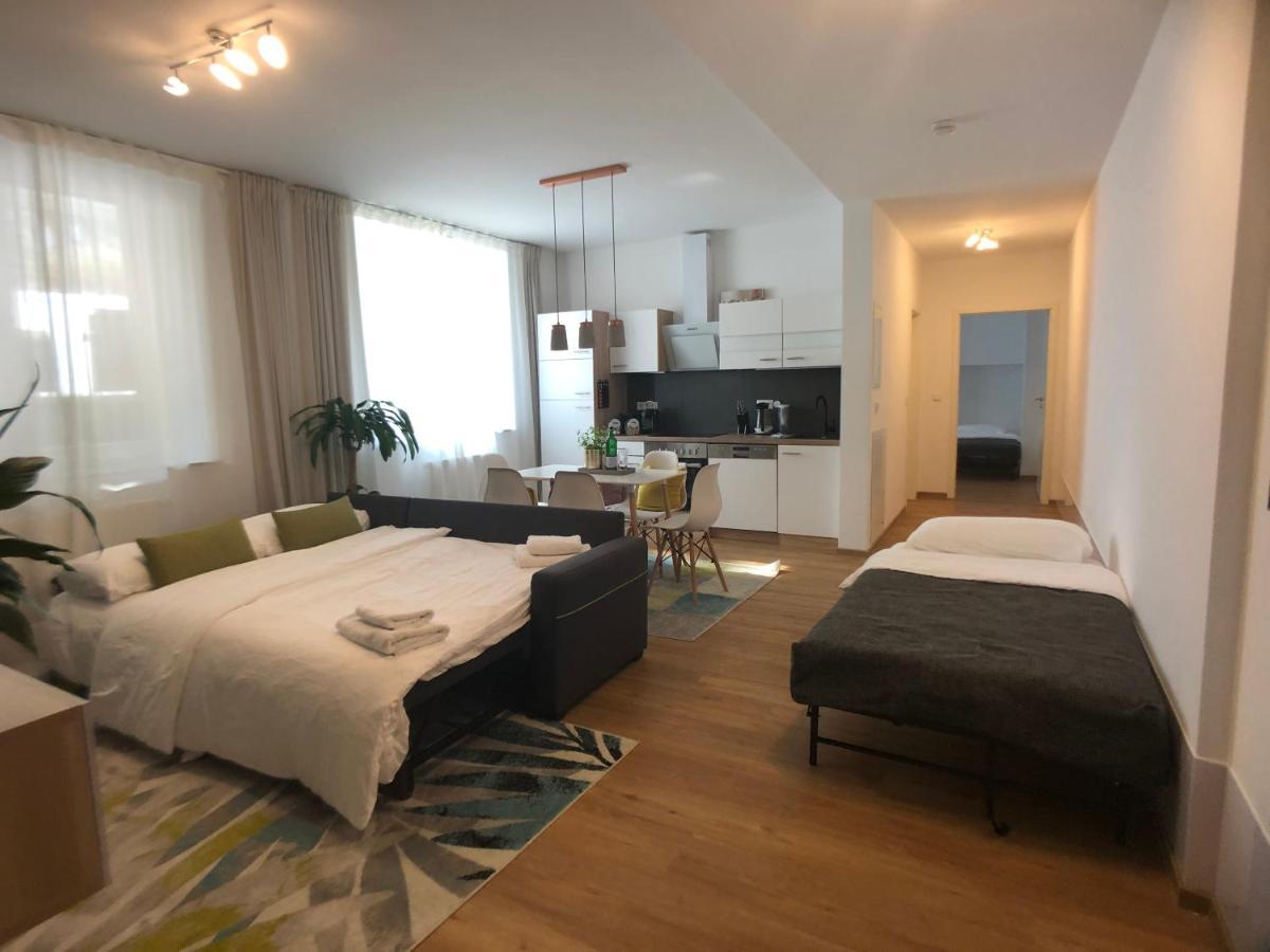 Am City Apartment 24H Self-Check-In, Free Parking, U-Bahn 350M, Netflix Norimberga Esterno foto